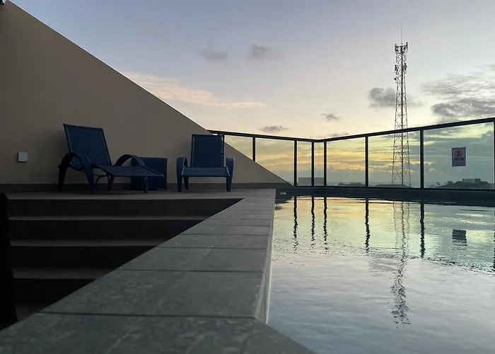 Apto com vista para o mar, Rooftop com piscina&sauna em
